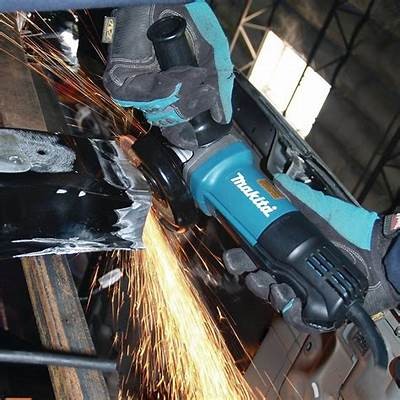 Comprehensive Review of Makita Cordless Angle Grinder Performance and Features